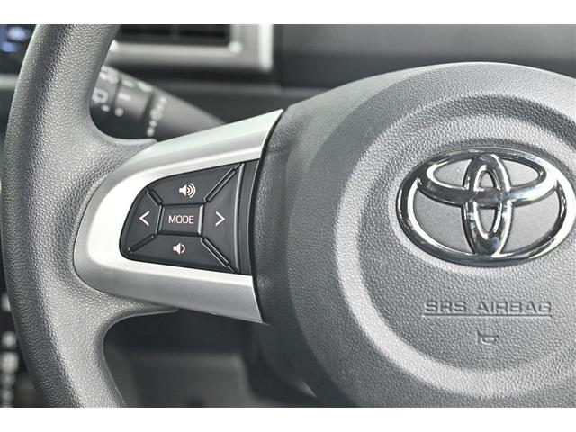 �y�X�e�A�����O�X�C�b�`�z�茳�ŃI�[�f�B�I��C���t�H���[�V�����f�B�X�v���C�̑��삪�\�B�������ړ��������ɑ���ł��܂��̂ň��S�ł��B