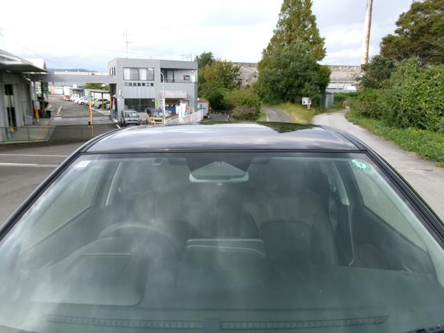 フロンクス ベースグレード　フロアマット・ドアバイザー付、全方位モニター付９インチナビ、スズキコネクト、ＥＴＣ、ＬＥＤヘッドランプ、純正１６ＡＷ、デュアルセンサーブレーキサポート、車線維持支援、ブラインドスポットモニター（7枚目）