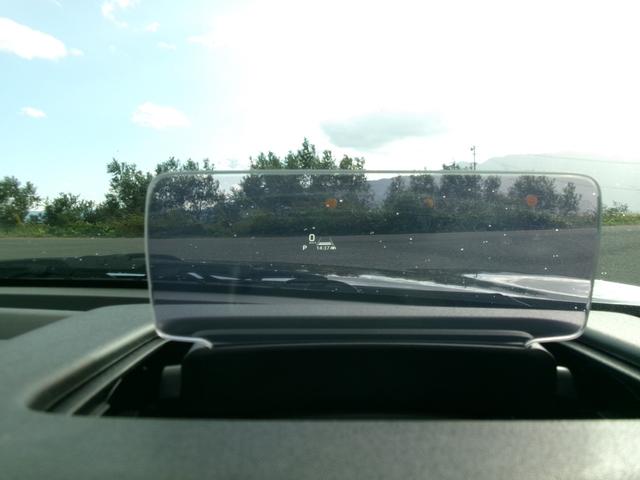 フロンクス ベースグレード　フロアマット・ドアバイザー付、全方位モニター付９インチナビ、スズキコネクト、ＥＴＣ、ＬＥＤヘッドランプ、純正１６ＡＷ、デュアルセンサーブレーキサポート、車線維持支援、ブラインドスポットモニター（12枚目）