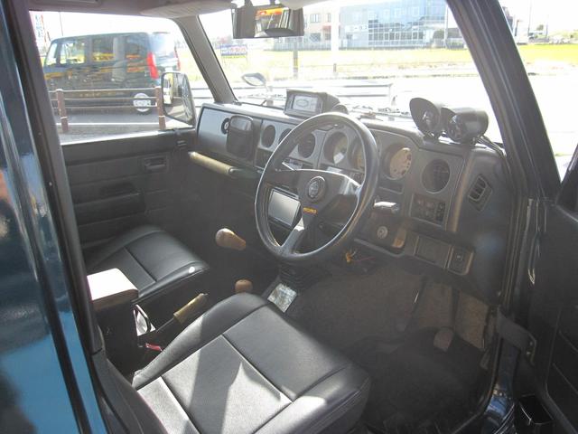 ジムニー ランドベンチャー JA22W ファイターエンジンK6A JA11トランスファー リフトアップ ロッソモデロマフラー JB64スチールホイール クラッチ関係新品 公認2名(貨物登録) 冬タイヤ付 同色全塗装(20枚目)