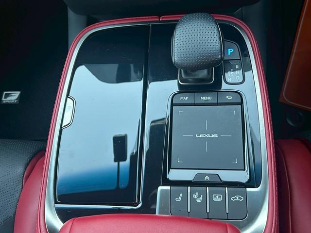 ＬＳ ＬＳ５００　Ｆスポーツ　１オーナー車　サンルーフ　Ｆスポーツ専用革シート　純正ナビ　ＴＶ　全周囲カメラ　ＥＴＣ　ＯＰデジタルインナーミラー　ヘッドアップディスプレイ　シートエアコン・ヒーター　パワーシート　Ｆスポ専用２０ＡＷ（29枚目）