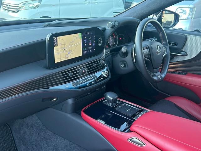 ＬＳ ＬＳ５００　Ｆスポーツ　１オーナー車　サンルーフ　Ｆスポーツ専用革シート　純正ナビ　ＴＶ　全周囲カメラ　ＥＴＣ　ＯＰデジタルインナーミラー　ヘッドアップディスプレイ　シートエアコン・ヒーター　パワーシート　Ｆスポ専用２０ＡＷ（34枚目）