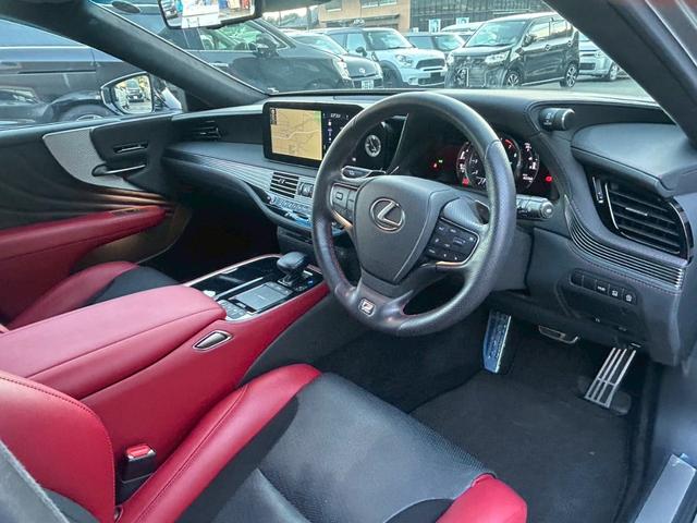 ＬＳ ＬＳ５００　Ｆスポーツ　１オーナー車　サンルーフ　Ｆスポーツ専用革シート　純正ナビ　ＴＶ　全周囲カメラ　ＥＴＣ　ＯＰデジタルインナーミラー　ヘッドアップディスプレイ　シートエアコン・ヒーター　パワーシート　Ｆスポ専用２０ＡＷ（35枚目）