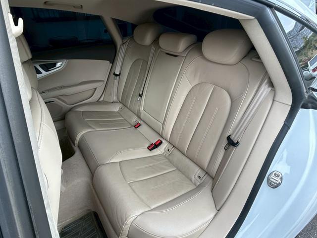 軽自動車、全車　新品バッテリー　ワイパーゴム　エンジンオイル　交換渡し致します。お問い合わせ無料ダイヤル００７８−６０４２−６３９９