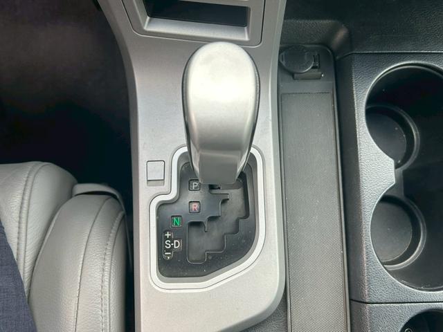 タンドラ クルーマックス リミテッド 2007年モデル グリルガード&テールガード ポケットスタイルオーバーフェンダー FUELOFFROAD20インチAW ローダウン ハードトノカバー&ヘッドライナー アルパインフリップダウンモニター(31枚目)