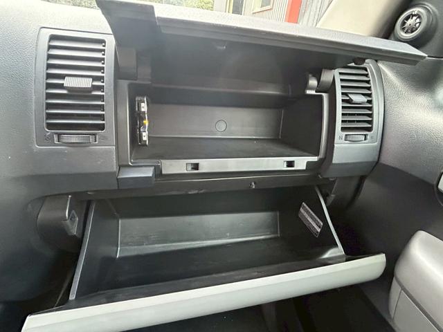 タンドラ クルーマックス リミテッド 2007年モデル グリルガード&テールガード ポケットスタイルオーバーフェンダー FUELOFFROAD20インチAW ローダウン ハードトノカバー&ヘッドライナー アルパインフリップダウンモニター(34枚目)