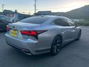 ＬＳ５００　Ｆスポーツ　１オーナー車　サンルーフ　Ｆスポーツ専用革シート　純正ナビ　ＴＶ　全周囲カメラ　ＥＴＣ　ＯＰデジタルインナーミラー　ヘッドアップディスプレイ　シートエアコン・ヒーター　パワーシート　Ｆスポ専用２０ＡＷ（9枚目）