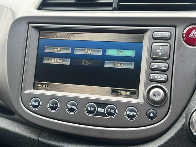 フィット Ｇスマートスタイルエディション　純正ナビ／スマートキー／リアカメラ／禁煙車／ドアバイザー／マニュアルエアコン／純正ＳＷ／ＨＩＤ／オートライト機能／保証なし／ＥＴＣ／（11枚目）