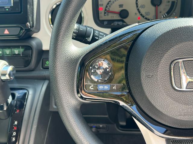 オーディオリモコンスイッチ搭載☆ハンドルを握ったままオーディオ操作が可能ですので、運転中に視線をそらさず安全運転が出来ます。