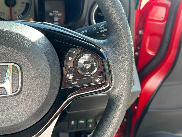 クルーズコントロール付き！！高速道路等でアクセルを踏まなくても一定速度で楽々ドライブ♪長距離ドライブには欠かせない機能の１つです！