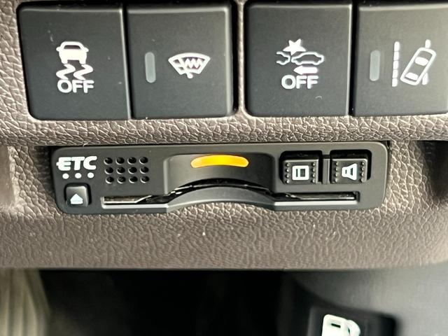 フリード G・ホンダセンシング 社外ディスプレイオーディオ/センシング/シートヒーター/6人乗り/ロールサンシェイド/(19枚目)