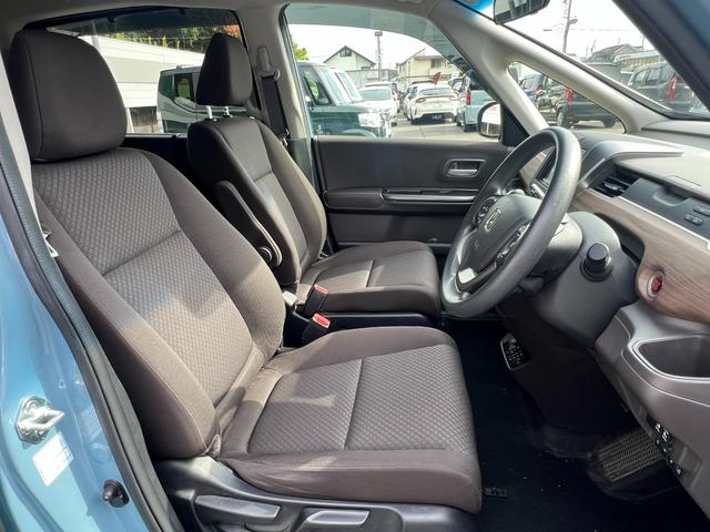 フリード G・ホンダセンシング 社外ディスプレイオーディオ/センシング/シートヒーター/6人乗り/ロールサンシェイド/(20枚目)