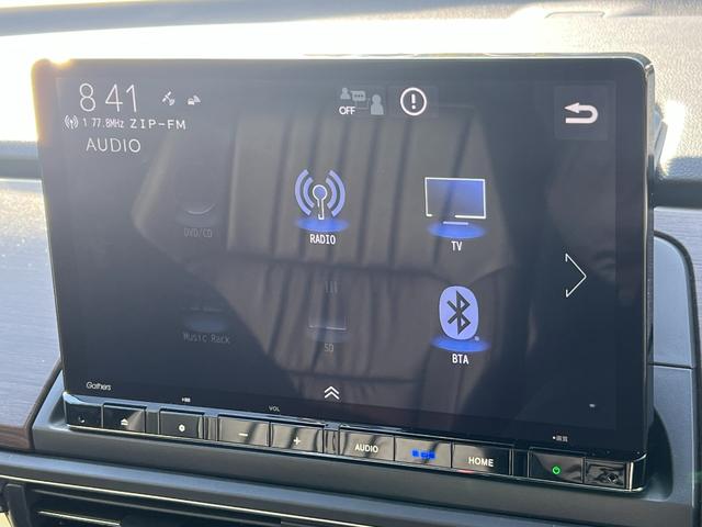 オデッセイハイブリッド e:HEVアブソルート・EX ギャザズナビ/マルチビューカメラシステム/元当社デモカー/2列目パワーシート/ブラインドスポット/パワーテールゲート/2列目オットマン/サイドエアバック/2列目シートヒーター/ワイヤレスチャージャー(6枚目)