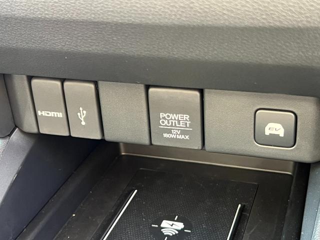 オデッセイハイブリッド e:HEVアブソルート・EX ギャザズナビ/マルチビューカメラシステム/元当社デモカー/2列目パワーシート/ブラインドスポット/パワーテールゲート/2列目オットマン/サイドエアバック/2列目シートヒーター/ワイヤレスチャージャー(12枚目)