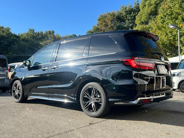 オデッセイハイブリッド e:HEVアブソルート・EX ギャザズナビ/マルチビューカメラシステム/元当社デモカー/2列目パワーシート/ブラインドスポット/パワーテールゲート/2列目オットマン/サイドエアバック/2列目シートヒーター/ワイヤレスチャージャー(43枚目)