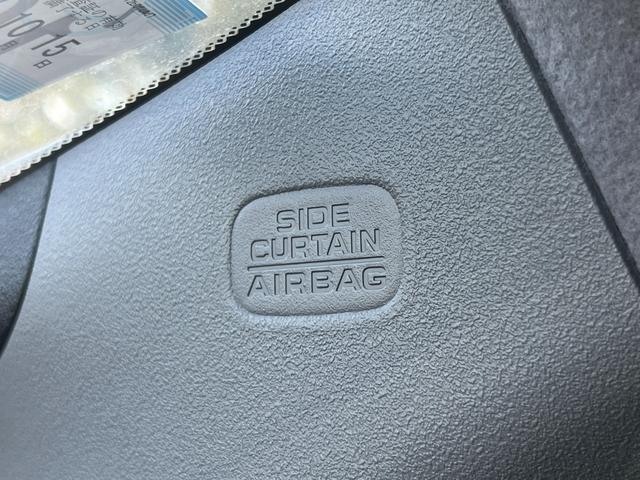 フィット ｅ：ＨＥＶベーシック　社外ナビ／ホンダセンシング／スマートキー／禁煙車／ＥＴＣ／リアカメラ／電子パーキング／ブレーキホールド／パーキングセンサー／サイドエアバック／誤発信抑制機能／保証書／（25枚目）