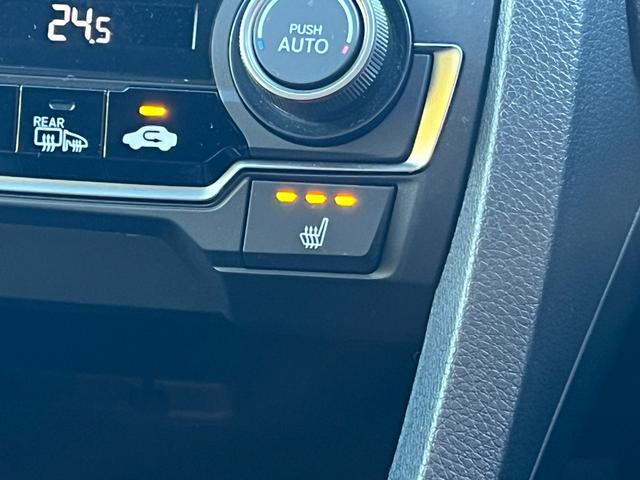 シビック ハッチバック　ギャザズナビ／センシング／シートヒーター／禁煙車／運転席助手席パワーシート／コンビシート／ブラインドスポット／純正１８ＡＷ／ＬＥＤヘッドライト／オートリトラミラー／電子パーキング／スマートキー（26枚目）