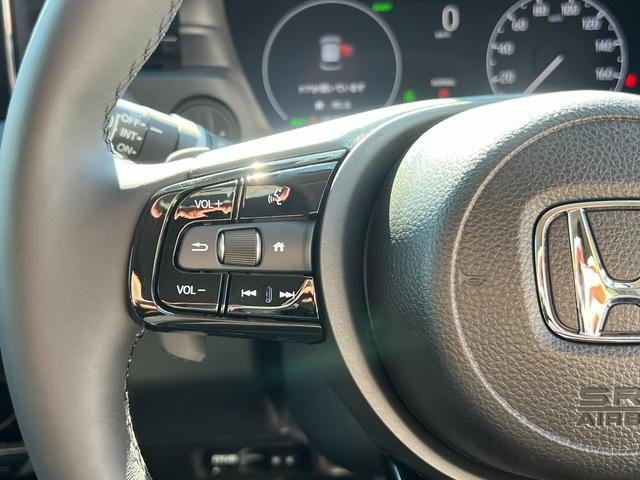 ヴェゼル ｅ：ＨＥＶＺ　元当社デモカー／コネクトディスプレイナビ／ＥＴＣ２．０／ブラインドスポット／ステアリングヒーター／ワイヤレス充電／ＬＥＤヘッドライト／シーケンシャルウインカー／禁煙車／スマートキー（23枚目）