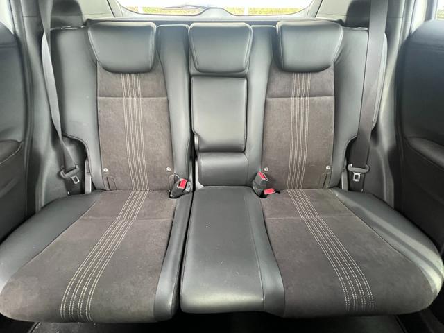 ヴェゼル RS・ホンダセンシング ギャザズナビ/センシング/シートヒーター/コンビシート/本革巻ステアリング/ステンレス製スポーツペダル/コンフォートビューパッケージ/LEDヘッド/電子パーキング/純正18AW/(9枚目)