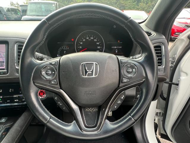 ヴェゼル RS・ホンダセンシング ギャザズナビ/センシング/シートヒーター/コンビシート/本革巻ステアリング/ステンレス製スポーツペダル/コンフォートビューパッケージ/LEDヘッド/電子パーキング/純正18AW/(24枚目)