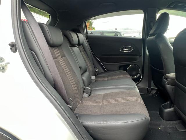 ヴェゼル RS・ホンダセンシング ギャザズナビ/センシング/シートヒーター/コンビシート/本革巻ステアリング/ステンレス製スポーツペダル/コンフォートビューパッケージ/LEDヘッド/電子パーキング/純正18AW/(31枚目)
