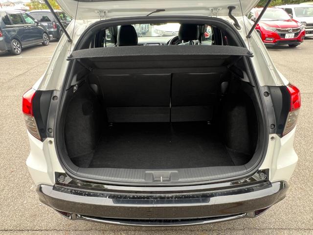 ヴェゼル RS・ホンダセンシング ギャザズナビ/センシング/シートヒーター/コンビシート/本革巻ステアリング/ステンレス製スポーツペダル/コンフォートビューパッケージ/LEDヘッド/電子パーキング/純正18AW/(40枚目)