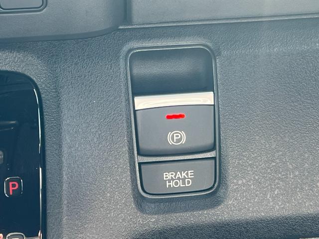 N-BOXカスタム ターボコーディネートスタイル ギャザズナビ/両側電動/ホンダセンシング/シートヒーター/電子パーキング/純正15AW/ETC2.0/オートリトラミラー/サイドエアバック/コンビシート/パーキングセンサー/ワンオーナー/禁煙車(19枚目)