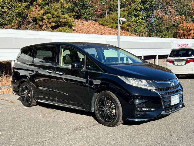 オデッセイハイブリッド ハイブリッドアブソルート・ＥＸホンダセンシング　ギャザズナビ／リア席モニター／センシング／ＭＶＣＳ／ブラインドスポット／ＡＣ電源１５００Ｗ／２列目サンシェード／パワーシート／シートヒーター／両側電動／オートリトラ／サイドエアバック／純正１８ＡＷ／（41枚目）