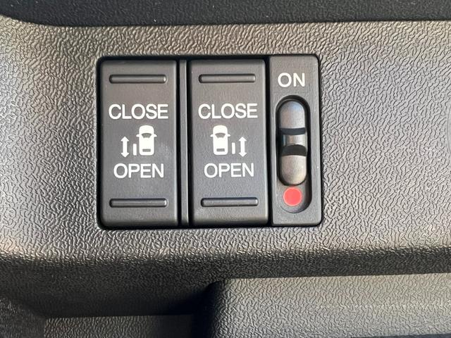 �����d���X���C�h�h�A�����������^�b�`�ŃX���C�h�h�A�̊J���o���܂��B�܂��A�L�[����ŊJ���\�ł��B