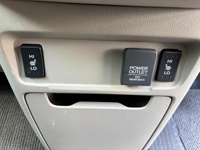 N-WGN Gコンフォートパッケージ 車検整備付 修復履歴なし 禁煙車 特別仕様車 Bluetooth接続 ナビ TV DVD再生 衝突被害軽減システム HID タイヤ新品 スマートキー2個 プッシュスタート iストップ対応バッテリー新品(27枚目)