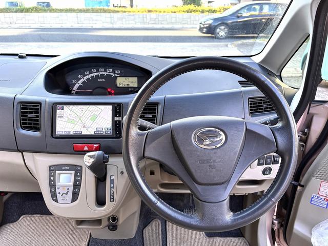 ムーヴ Ｘ　車検２年　タイヤ新品　Ｂｌｕｅｔｏｏｔｈ　バックカメラ　ナビＴＶ　ＤＶＤ　スマートキー　プッシュスタート　アルミホイール　アイドリングストップ　対応バッテリー新品（3枚目）