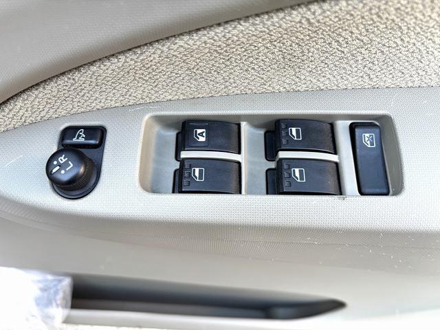 ムーヴ Ｘ　車検２年　タイヤ新品　Ｂｌｕｅｔｏｏｔｈ　バックカメラ　ナビＴＶ　ＤＶＤ　スマートキー　プッシュスタート　アルミホイール　アイドリングストップ　対応バッテリー新品（25枚目）