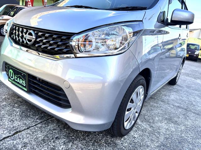 デイズ Ｊ　車検整備付き　修復履歴なし　禁煙車　タイミングチェーン　ナビ　フルセグＴＶ　ＣＤ　キーレスキー（11枚目）