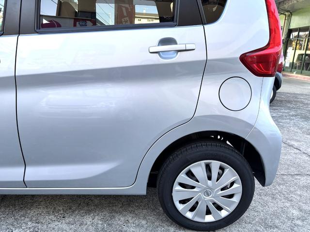 デイズ Ｊ　車検整備付き　修復履歴なし　禁煙車　タイミングチェーン　ナビ　フルセグＴＶ　ＣＤ　キーレスキー（28枚目）