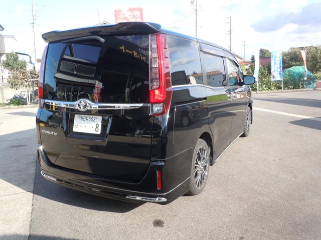 エスクァイア Ｇｉ　ＥＴＣ　バックカメラ　ナビ　オートクルーズコントロール　両側電動スライドドア　オートマチックハイビーム　ＬＥＤヘッドランプ　スマートキー　アイドリングストップ　電動格納ミラー　シートヒーター　ＣＶＴ（14枚目）