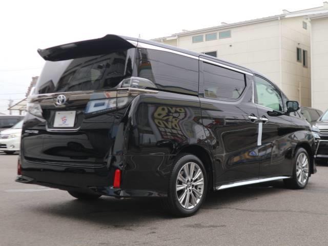 2.5Z ゴールデンアイズ サンルーフ、両パワ、AC100、ITS、ディスプレイオーディオ、衝突軽減 車線逸脱 レーダークルーズ、バックカメラ、オートハイビーム、LEDヘッド、オットマン、スマートキー デジタルインナーミラー(16枚目)
