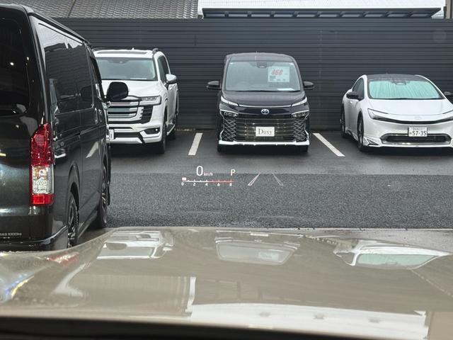 ランドクルーザー ＺＸ　ＪＢＬプレミアムサウンド　リアエンターテイメント　タイヤ空気圧警報システム　クールＢＯＸ　ルーフレール　ムーンルーフ　ベージュレザーシート　パノラミックビューモニター　ブラインドスポットモニター（72枚目）