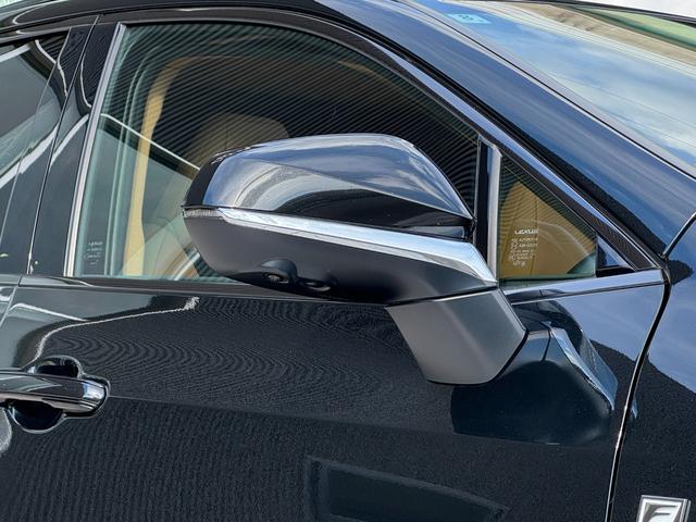 ＮＸ ＮＸ３５０ｈ　Ｆスポーツ　ＴＲＤエアロ（Ｆ／Ｓ／Ｒ／マフラー）　ムーンルーフ　ルーフレール　デジタルインナーミラー　オレンジキャリパー　３眼ＬＥＤヘッド　置くだけ充電　アドバンストパーク　ヘーゼルレザーシート　２０インチＡＷ（27枚目）