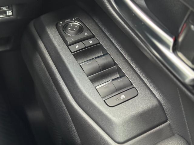 ランドクルーザー250 VX モデリスタ20インチAW オーバーフェンダー シグネチャーイルミ 丸目LEDヘッドライト トヨタチームメイトアドバンストドライブ ムーンルーフ デジタルインナーミラー パノラミックビューモニター(73枚目)