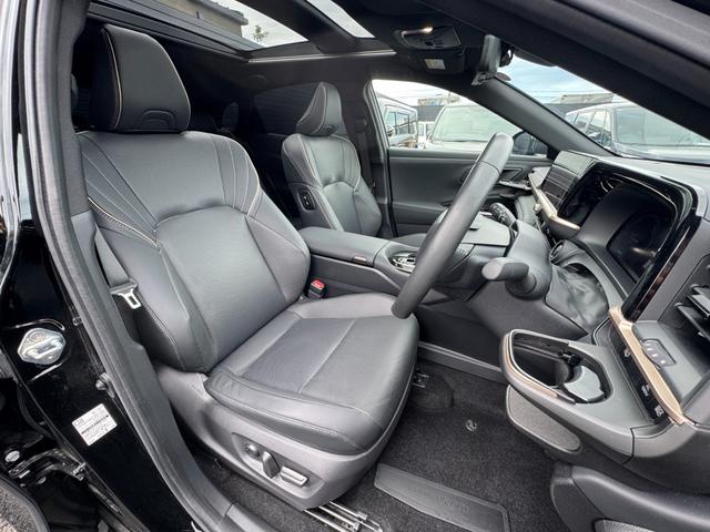 TOYOTA CROWN SPORT Z