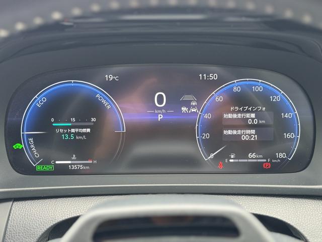 TOYOTA CROWN SPORT Z