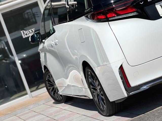 ヴェルファイアハイブリッド Ｚ　プレミア　１３．２型有機ＥＬ後席モニター　左右独立ムーンルーフ　デジタルインナーミラー　ブラウンレザーシート　トヨタチームメイトアドバンストパーク　カラーヘッドアップディスプレイ　パノラミックビューモニター（36枚目）