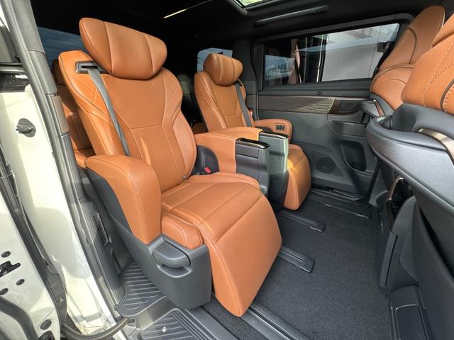 ヴェルファイアハイブリッド Ｚ　プレミア　１３．２型有機ＥＬ後席モニター　左右独立ムーンルーフ　デジタルインナーミラー　ブラウンレザーシート　トヨタチームメイトアドバンストパーク　カラーヘッドアップディスプレイ　パノラミックビューモニター（48枚目）