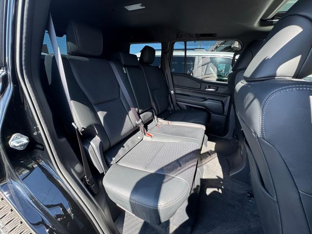 ランドクルーザー250 VX 丸目LLEDヘッドライト モデリスタパッケージ シグネチャーイルミ オーバーフェンダー 20インチAW ルーフラック デジタルインナーミラー ムーンルーフ パノラマビュー ブラインドスポットモニター(53枚目)