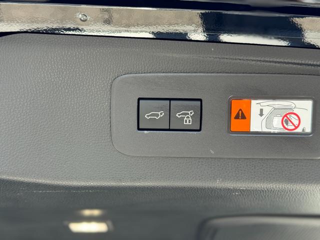 ランドクルーザー250 VX 丸目LLEDヘッドライト モデリスタパッケージ シグネチャーイルミ オーバーフェンダー 20インチAW ルーフラック デジタルインナーミラー ムーンルーフ パノラマビュー ブラインドスポットモニター(80枚目)