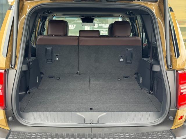 ランドクルーザー250 VXファーストエディション モデリスタパッケージ シグネチャーイルミ 丸目LEDヘッドライト トヨタチームメイト デジタルインナーミラー ムーンルーフ ルーフレール パノラミックビューモニター ブラインドスポットモニター ETC(79枚目)