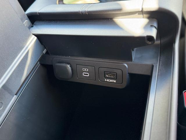 アルファード Z 13.2型有機EL後席モニター デジタルインナーミラー ユニバーサルステップ 左右独立ムーンルーフ カラーヘッドアップディスプレイ パノラミックビューモニター ブラインドスポットモニター ETC2.0(64枚目)