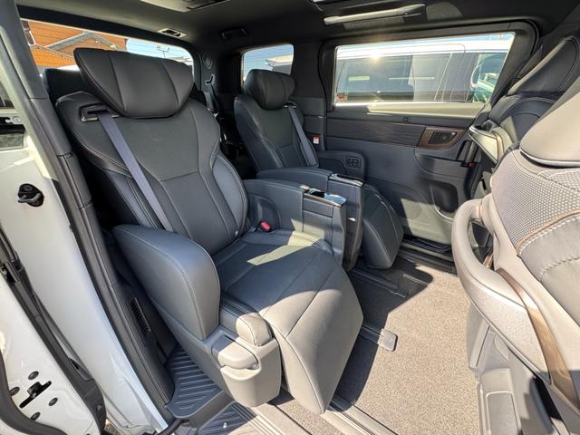 アルファード Z モデリスタエアロ(F/S/R) JBLプレミアムサウンド トヨタチームメイトアドバンストパーク 14インチリアエンターテイメント カラーヘッドアップディスプレイ デジタルミラー 左右独立ムーンルーフ(52枚目)