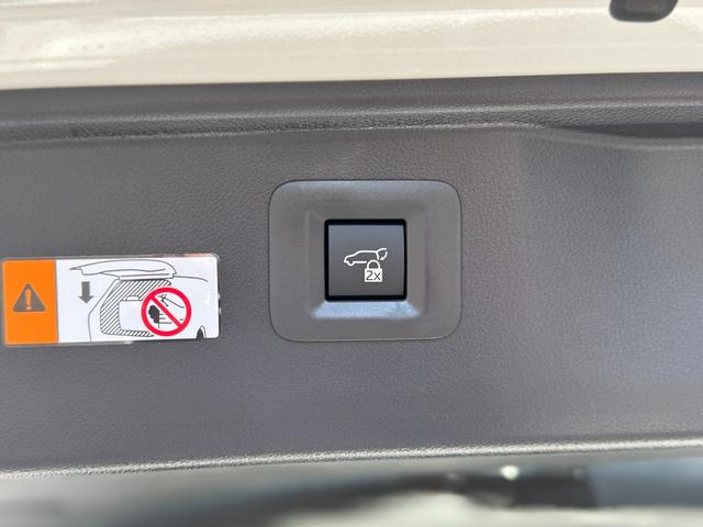 アルファード Z モデリスタエアロ(F/S/R) JBLプレミアムサウンド トヨタチームメイトアドバンストパーク 14インチリアエンターテイメント カラーヘッドアップディスプレイ デジタルミラー 左右独立ムーンルーフ(80枚目)