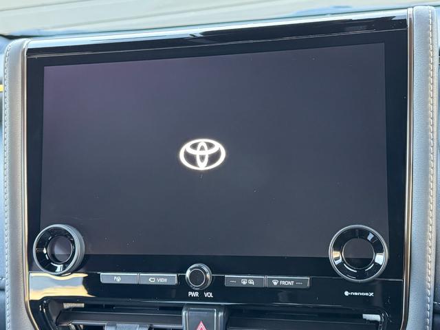 ヴェルファイアハイブリッド Ｚ　プレミア　１３．２型有機ＥＬ後席モニター　デジタルインナーミラー　左右独立ムーンルーフ　トヨタチームメイトアドバンストパーク　カラーヘッドアップディスプレイ　パノラミックビューモニター　ブラインドスポットモニタ（49枚目）